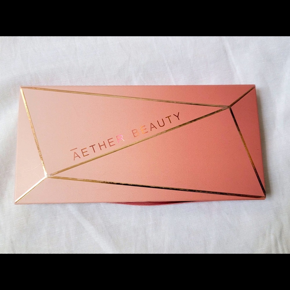 ATHR Beauty - Natural Rose Quartz Crystal Gemstone Palette